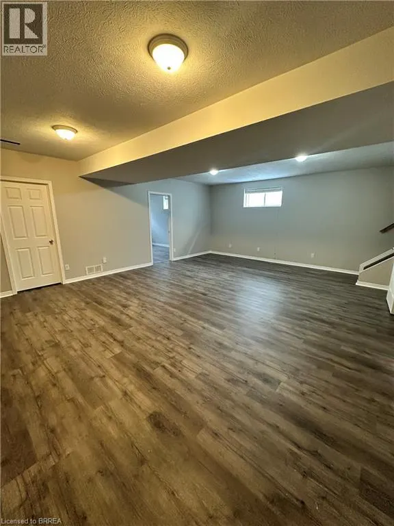 137 WHITLAW Way
