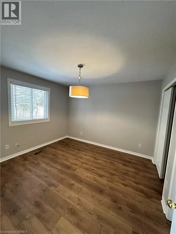 137 WHITLAW Way