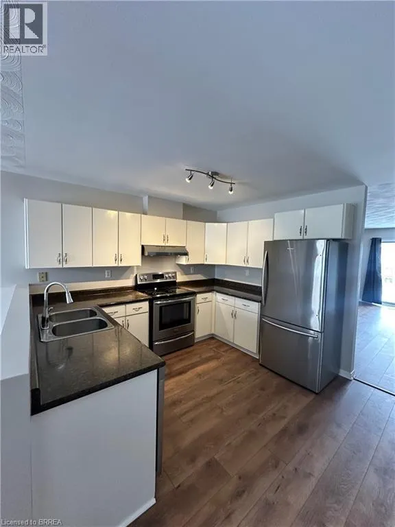 137 WHITLAW Way
