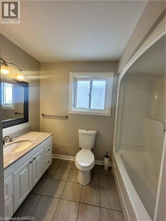 137 WHITLAW Way