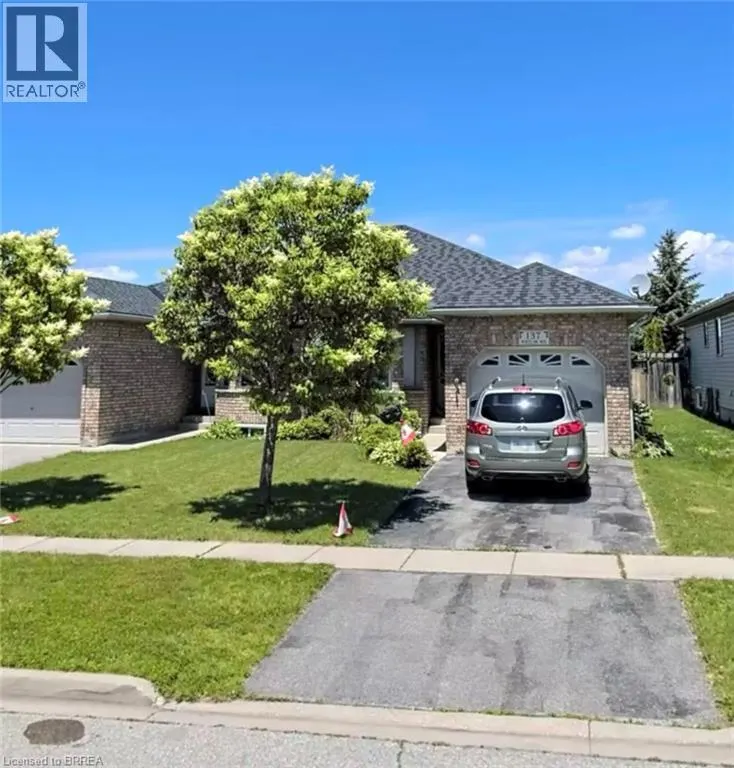 137 WHITLAW Way