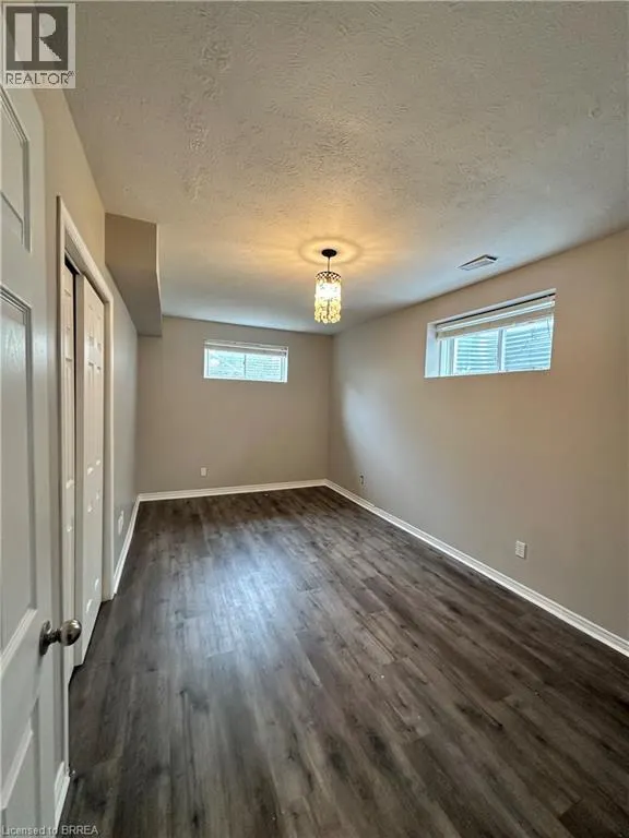 137 WHITLAW Way