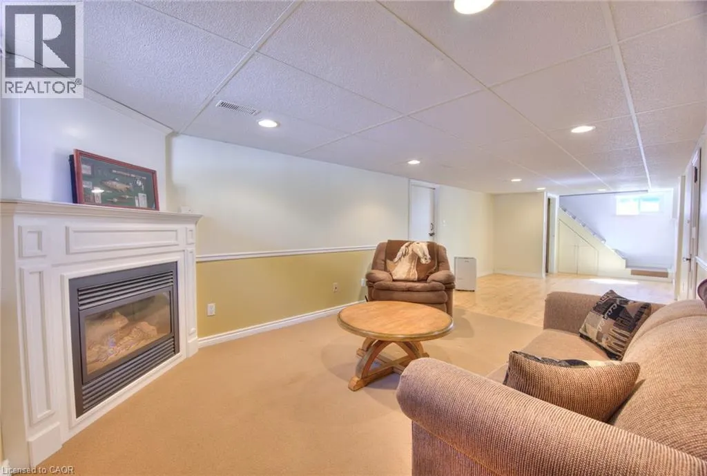 71 BROADMOOR Avenue