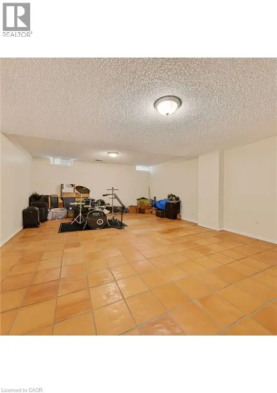 171 HIGHBURY Drive Unit# 28, #28