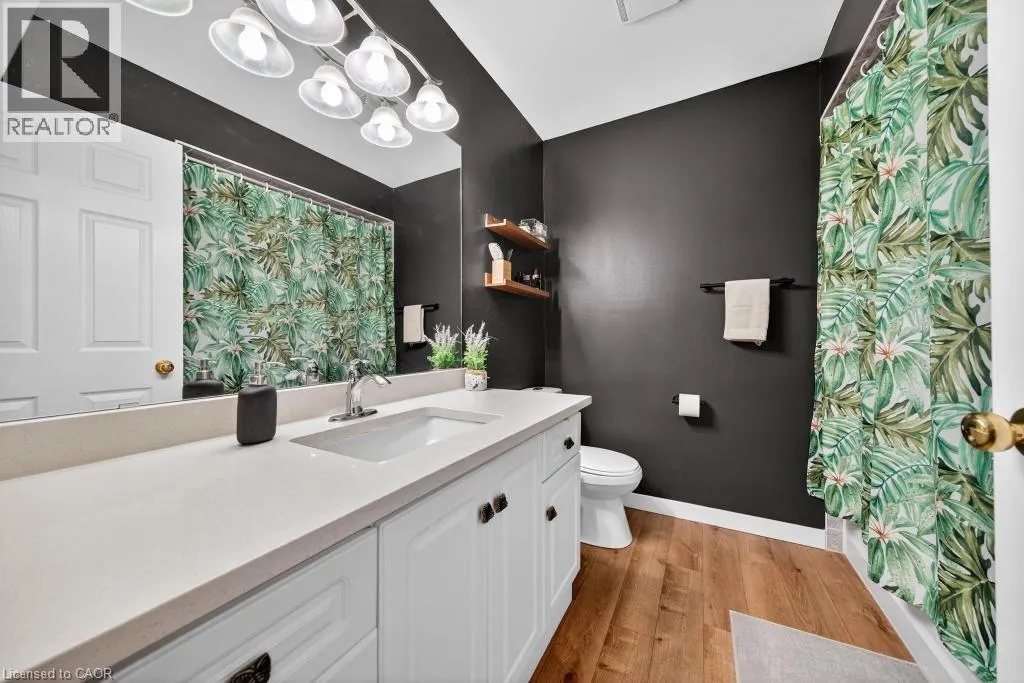 171 HIGHBURY Drive Unit# 28, #28
