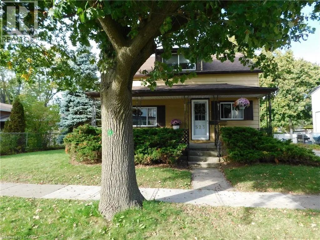 523 E BROAD ST E Street E