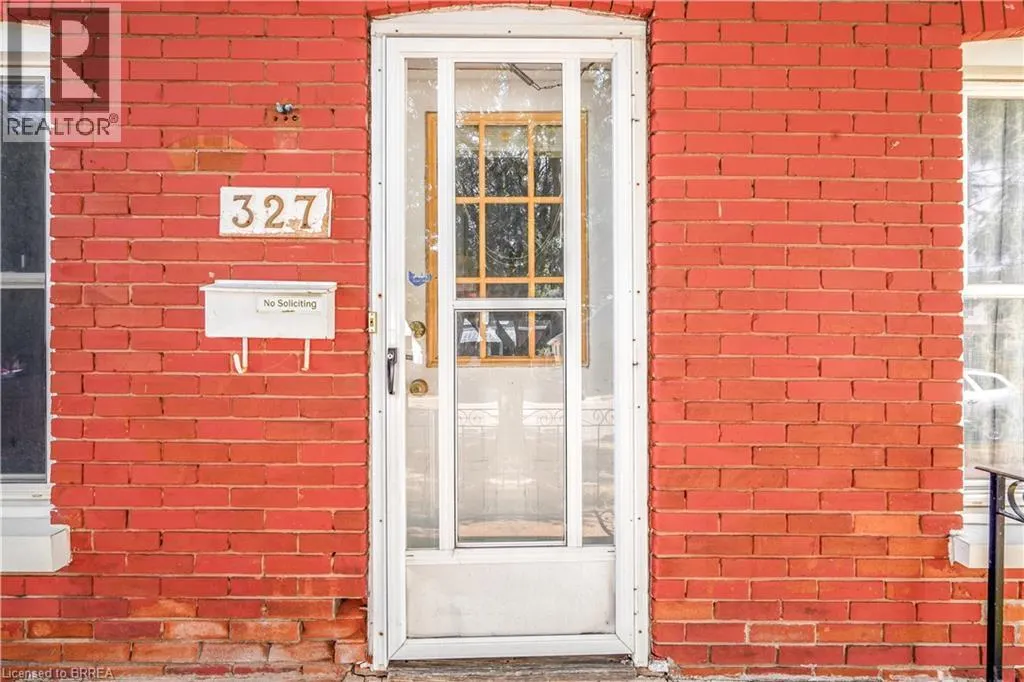 327 SHERIDAN Street
