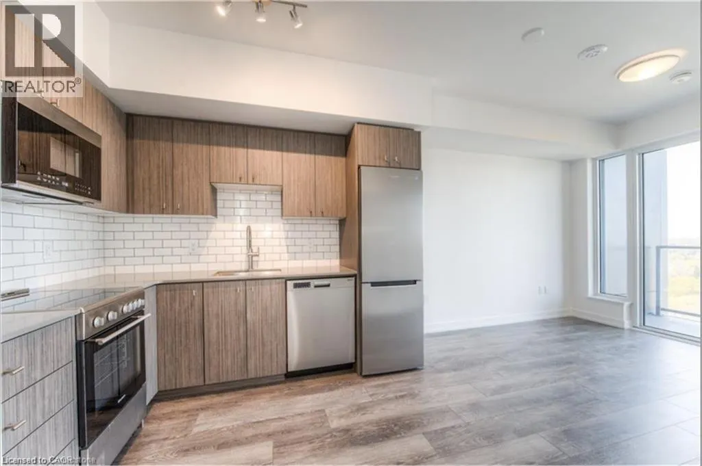 15 WELLINGTON Street S Unit# 1610, #1610