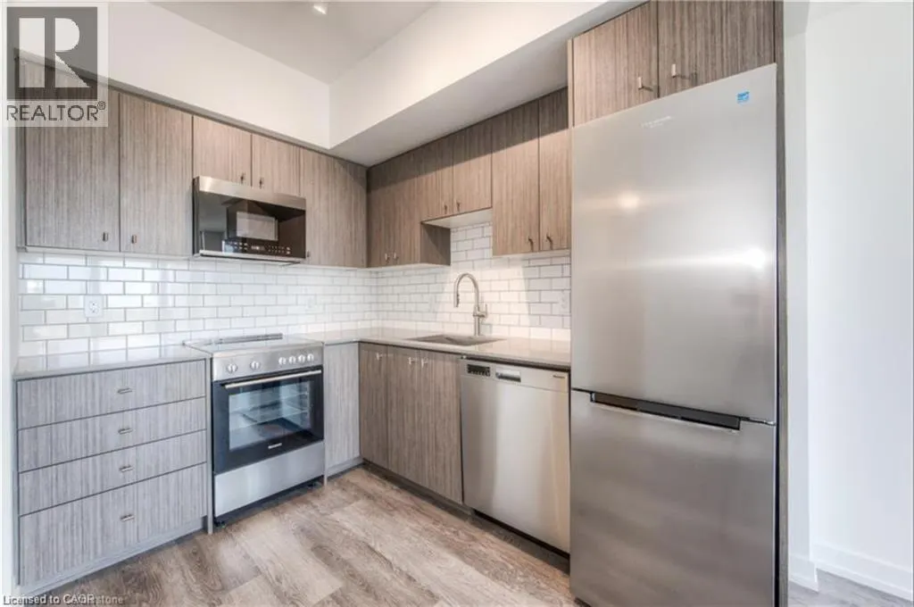 15 WELLINGTON Street S Unit# 1610, #1610