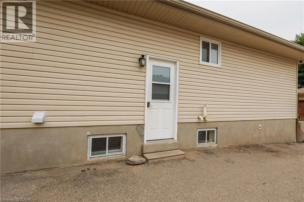 112 LIMPERT Avenue