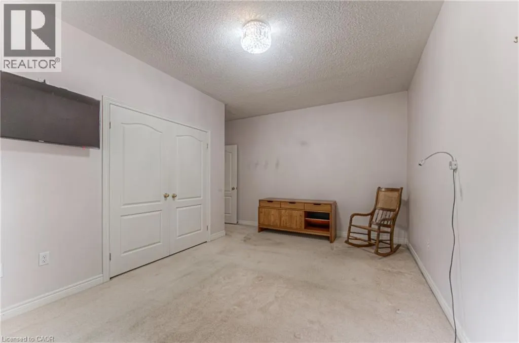 100 IDLE CREEK Drive Unit# 19, #19