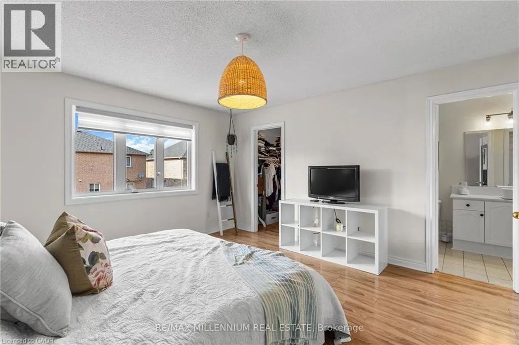 17 PRINCE Crescent