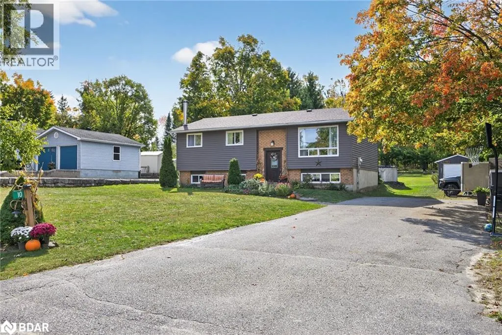 10 CONDER Drive