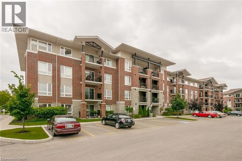 39 GOODWIN Drive Unit# 212, #212