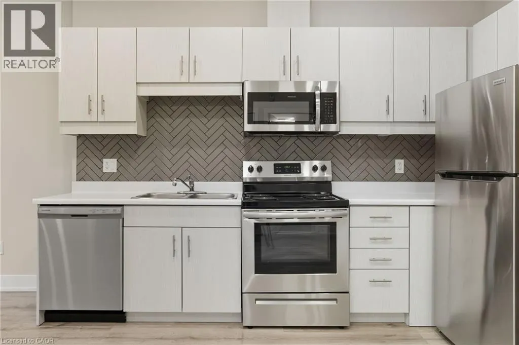 2668 BINBROOK Road Unit# 204, #204