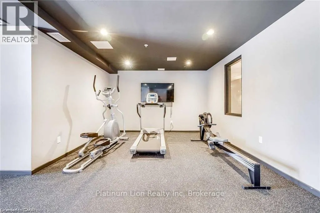 1291 GORDON Street Unit# 223, #223