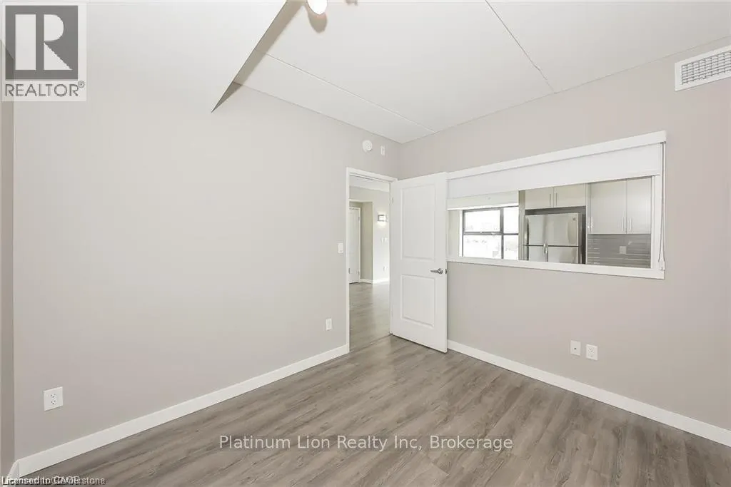 1291 GORDON Street Unit# 223, #223
