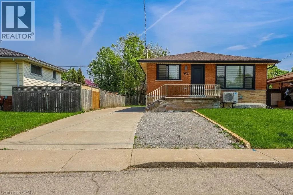 93 PURDY Crescent Unit# 2 - Lower, #2 - Lower