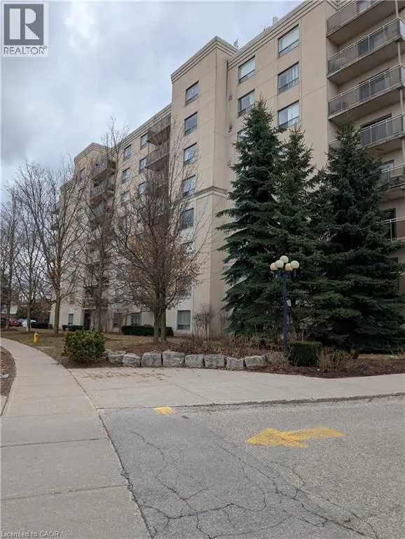 237 AUBURN Drive Unit# 808, #808