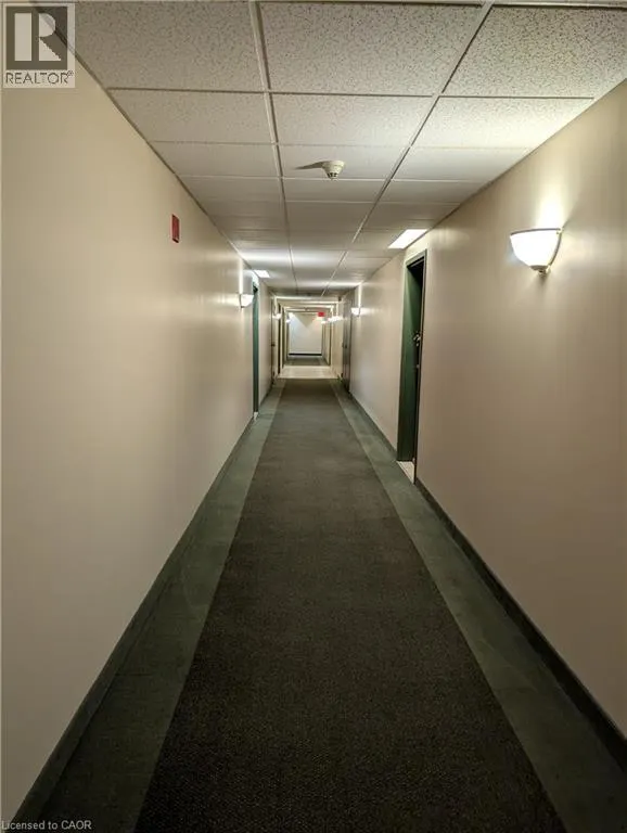 237 AUBURN Drive Unit# 808, #808