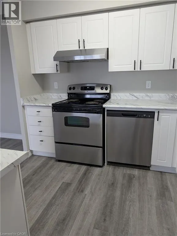237 AUBURN Drive Unit# 808, #808