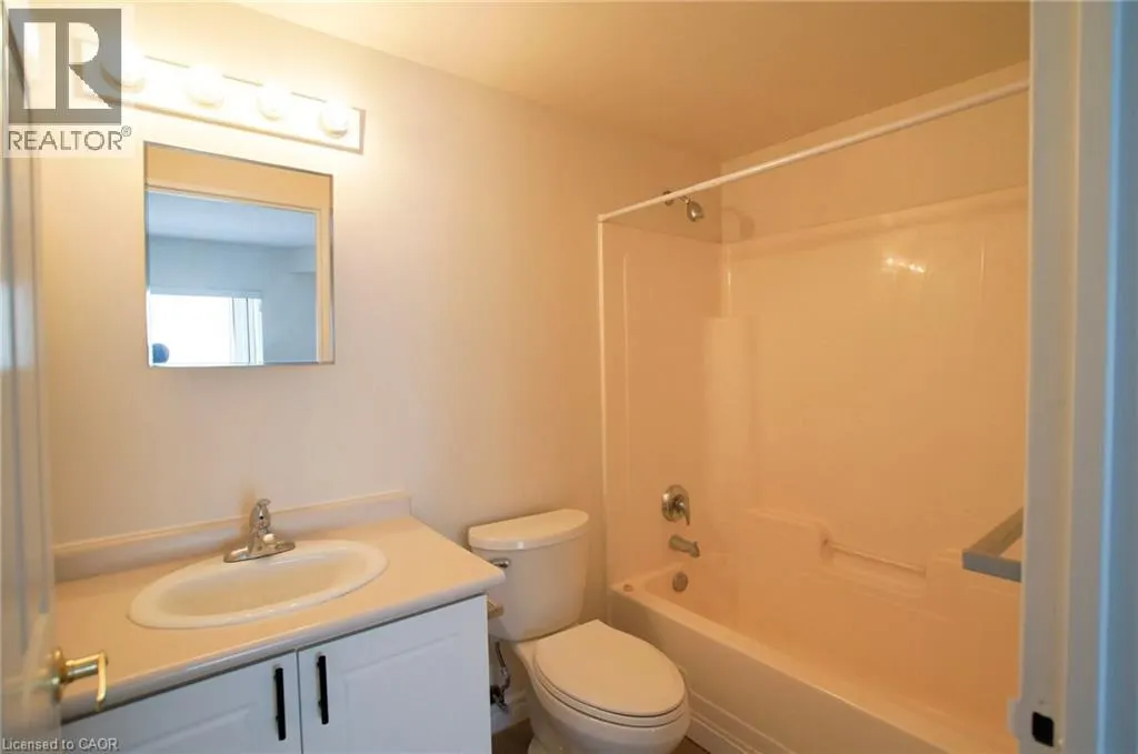 237 AUBURN Drive Unit# 808, #808
