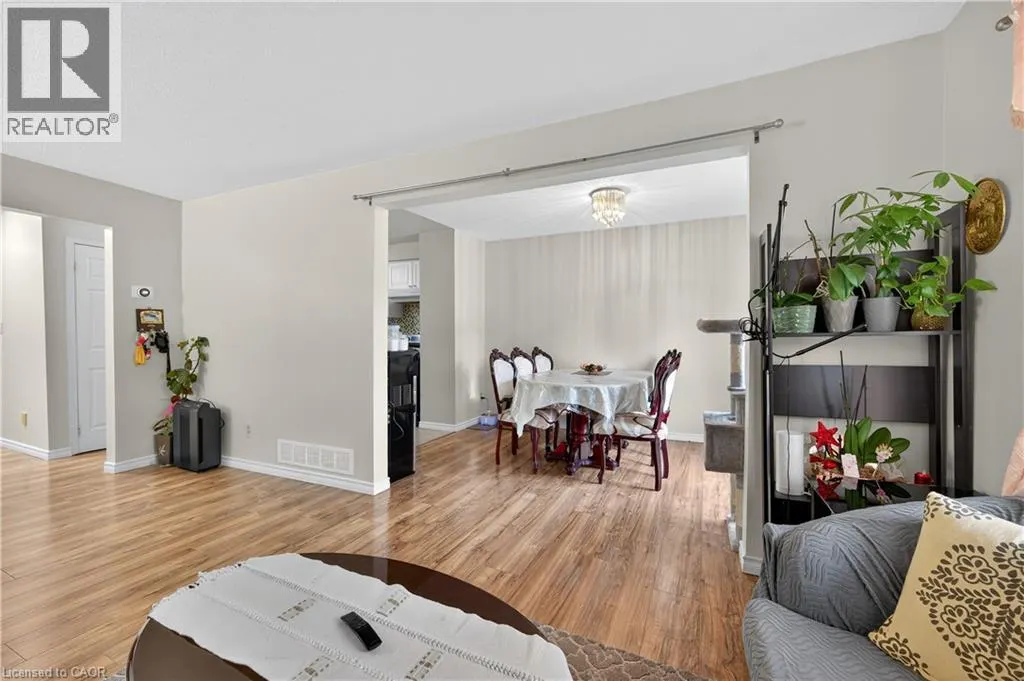 860 RYMAL Square E Unit# 86, #86