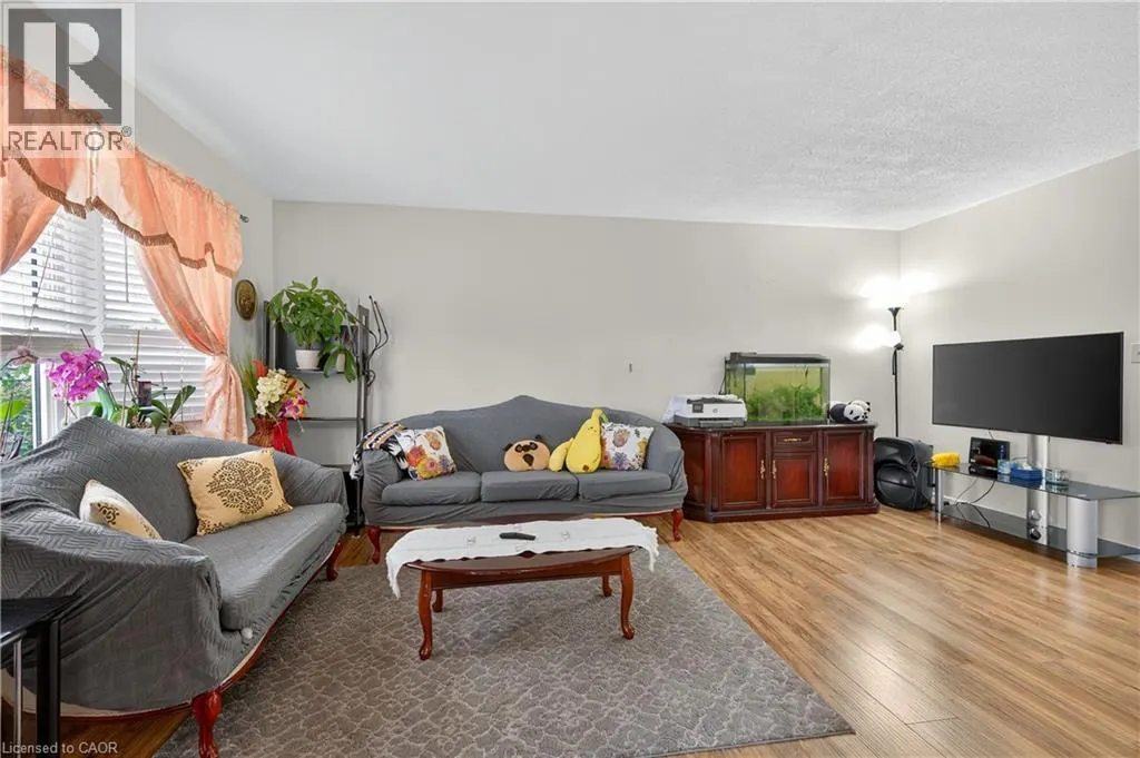 860 RYMAL Square E Unit# 86, #86