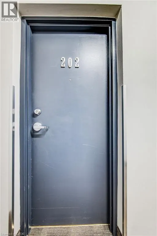 58 BRIDGEPORT Road E Unit# 202, #202