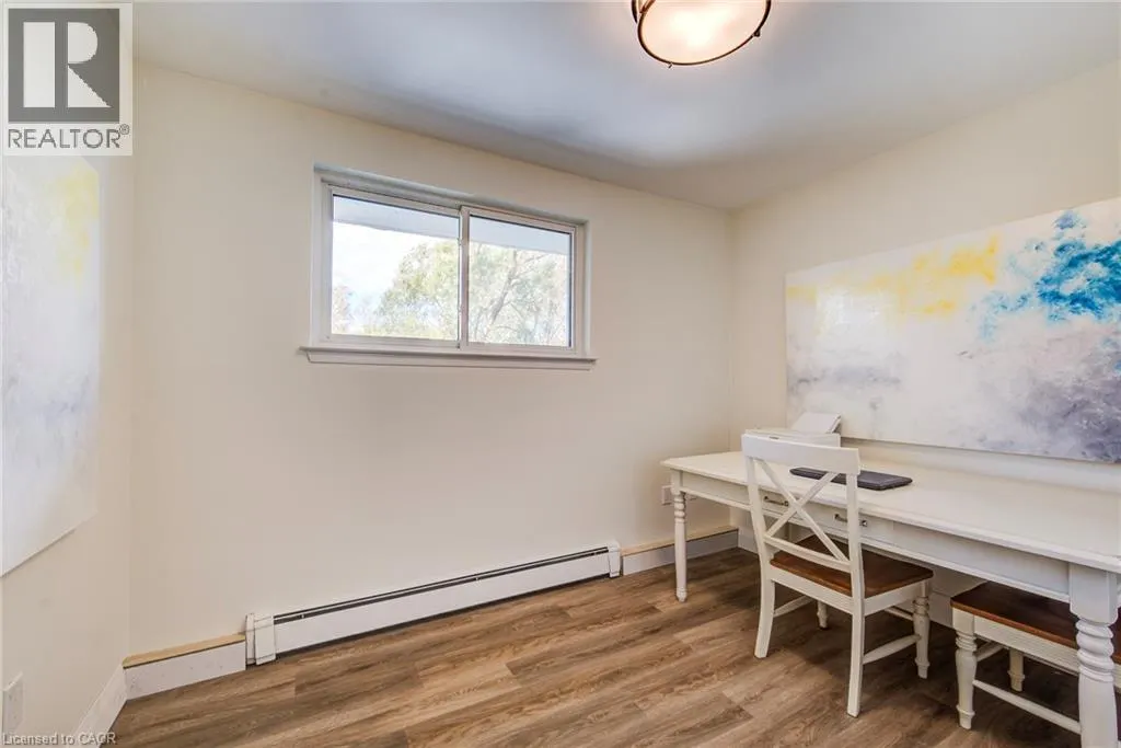 58 BRIDGEPORT Road E Unit# 202, #202