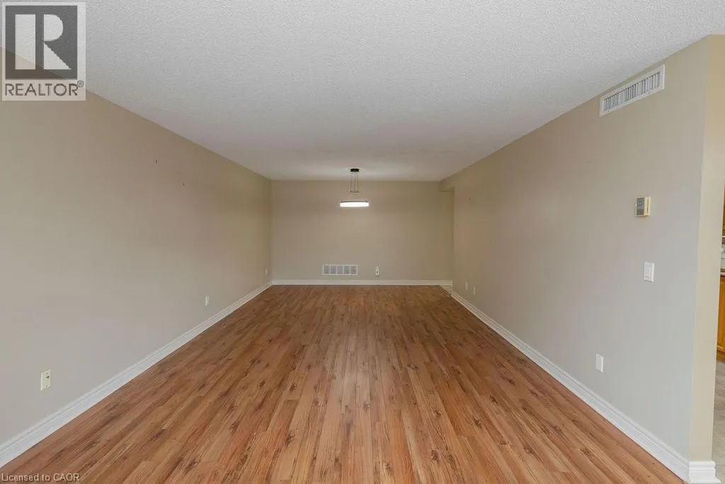 990 GOLF LINKS Road Unit# 202, #202