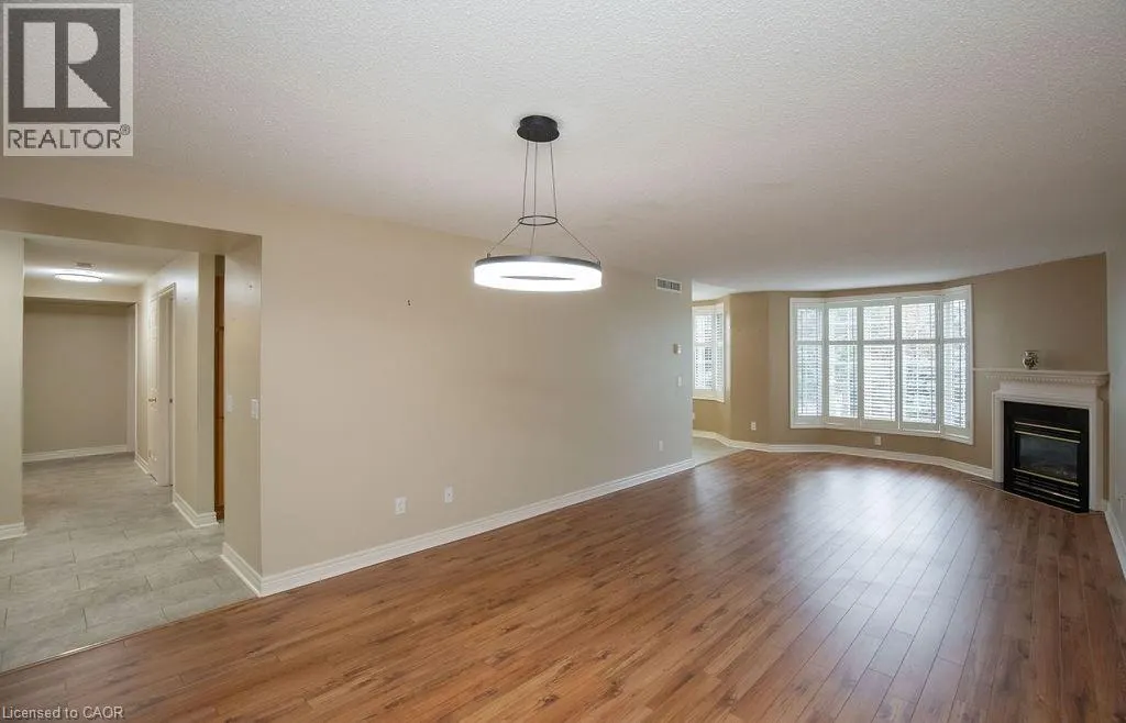 990 GOLF LINKS Road Unit# 202, #202