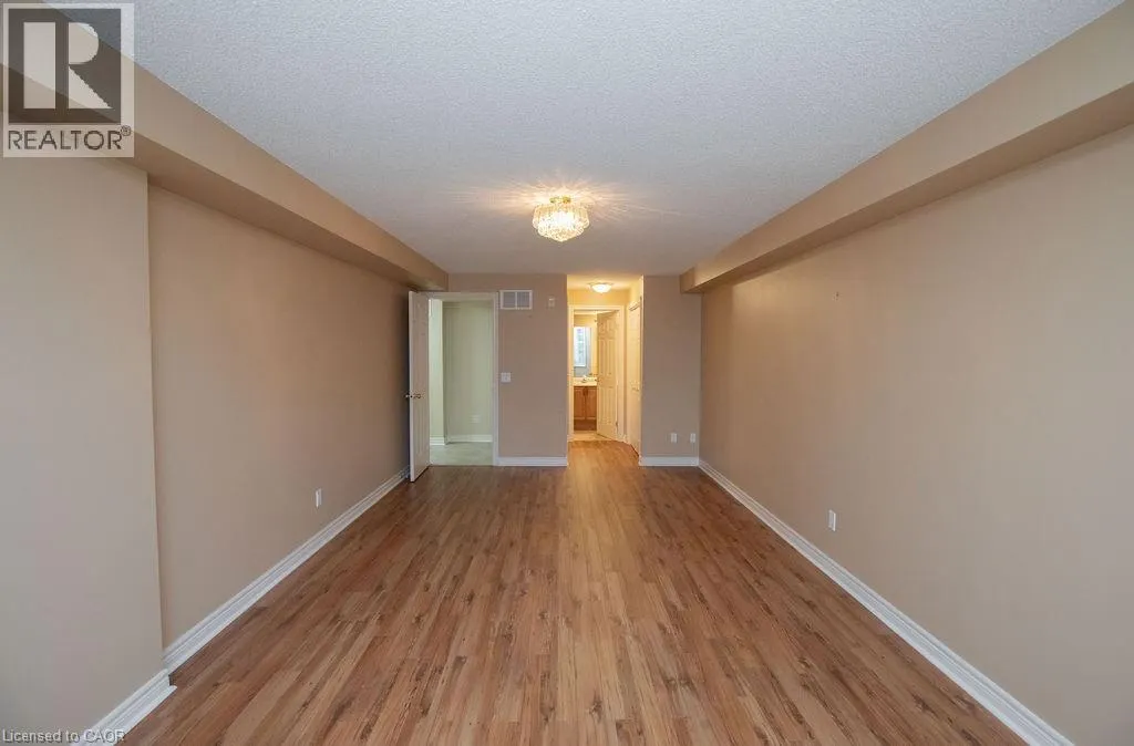 990 GOLF LINKS Road Unit# 202, #202