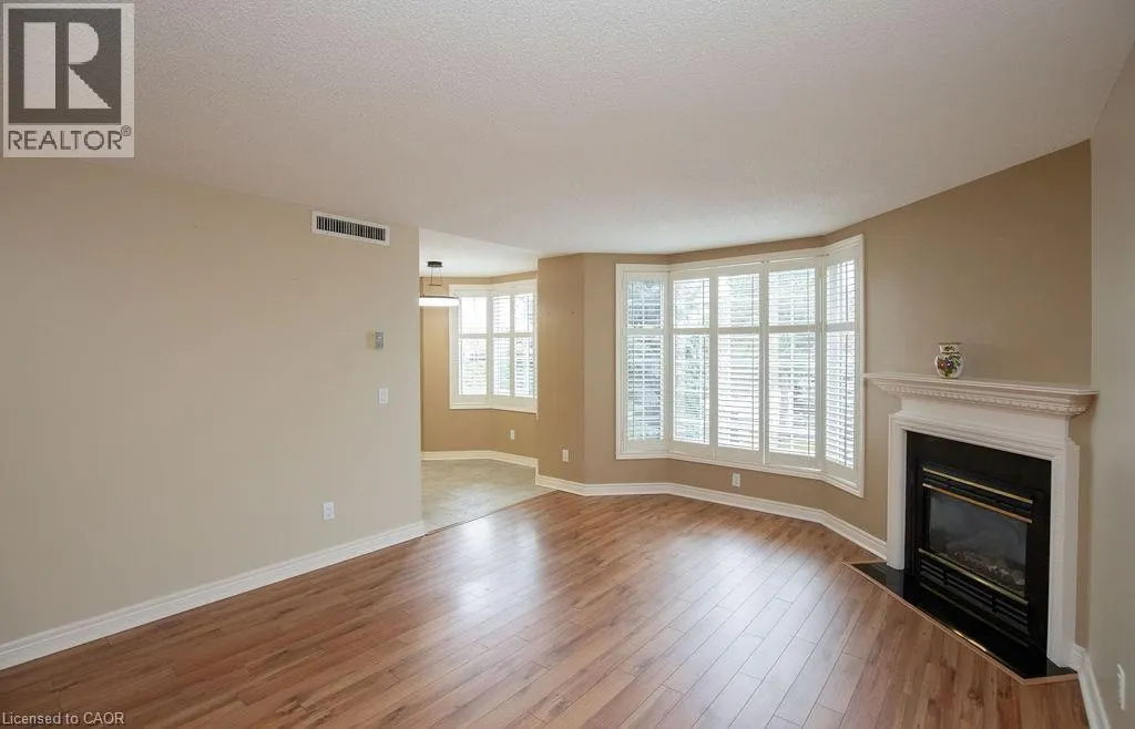 990 GOLF LINKS Road Unit# 202, #202