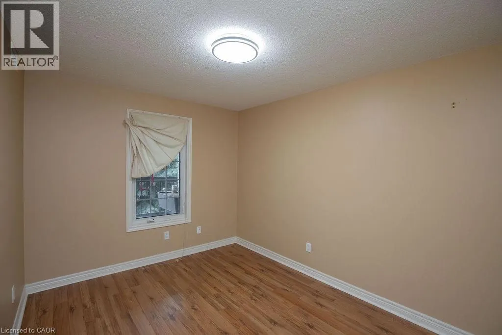 990 GOLF LINKS Road Unit# 202, #202