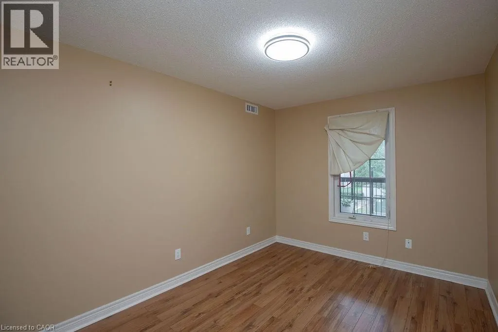990 GOLF LINKS Road Unit# 202, #202