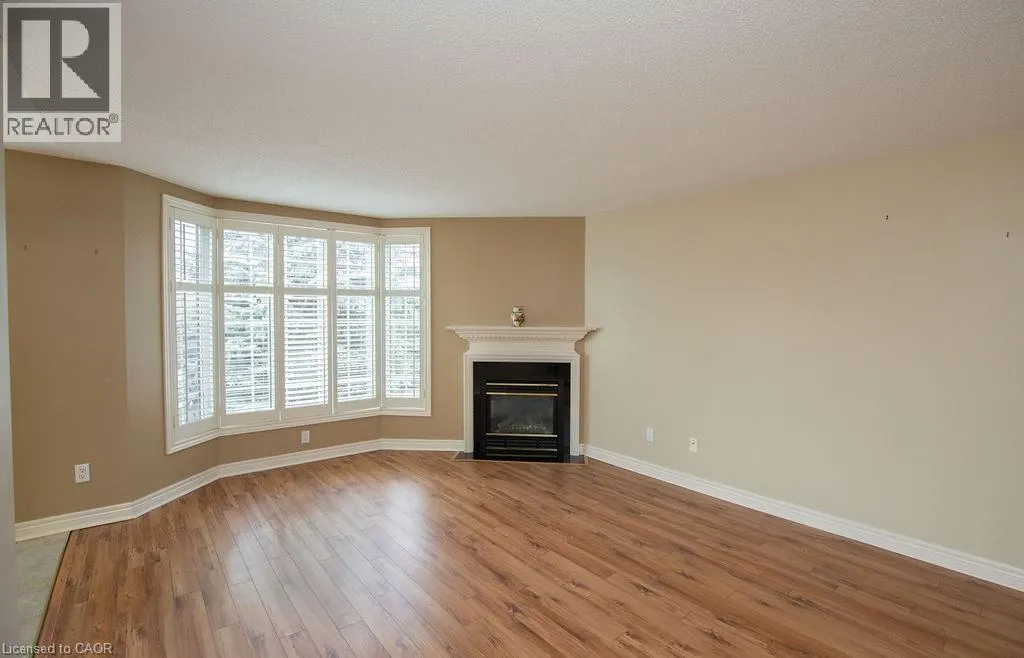 990 GOLF LINKS Road Unit# 202, #202