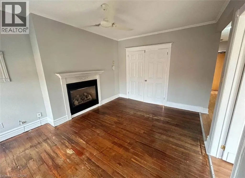 144 LOCKE Street S