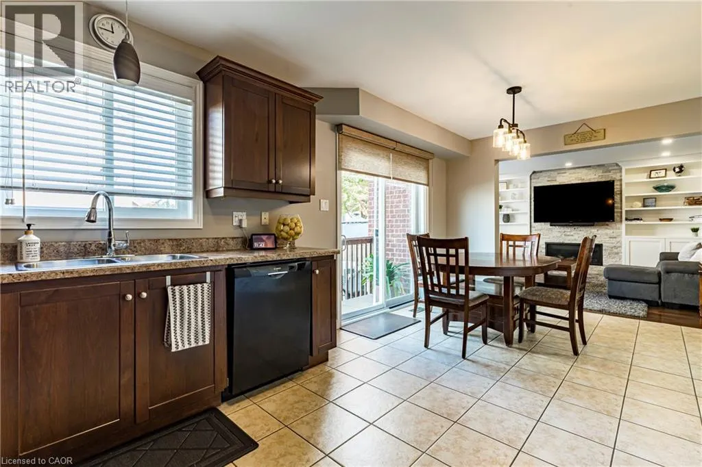 28 SPRINGBREEZE Heights