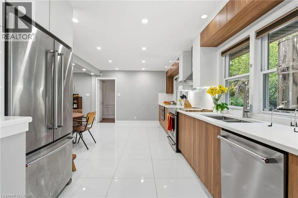 480 GOLF LINKS Road