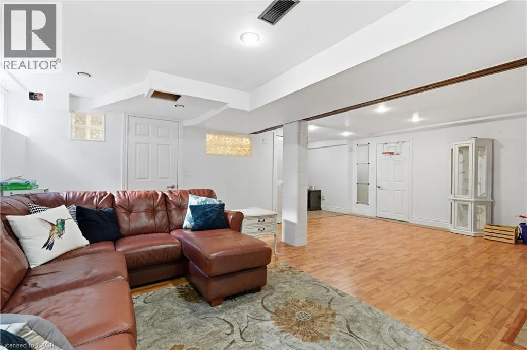 480 GOLF LINKS Road