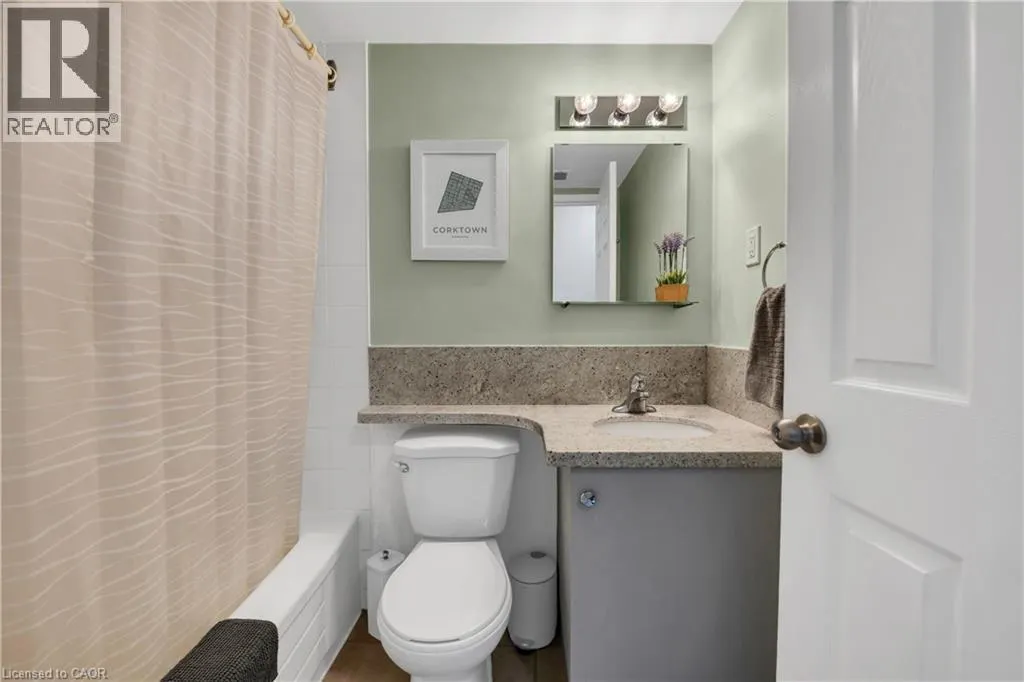 141 CATHARINE Street S Unit# 806, #806