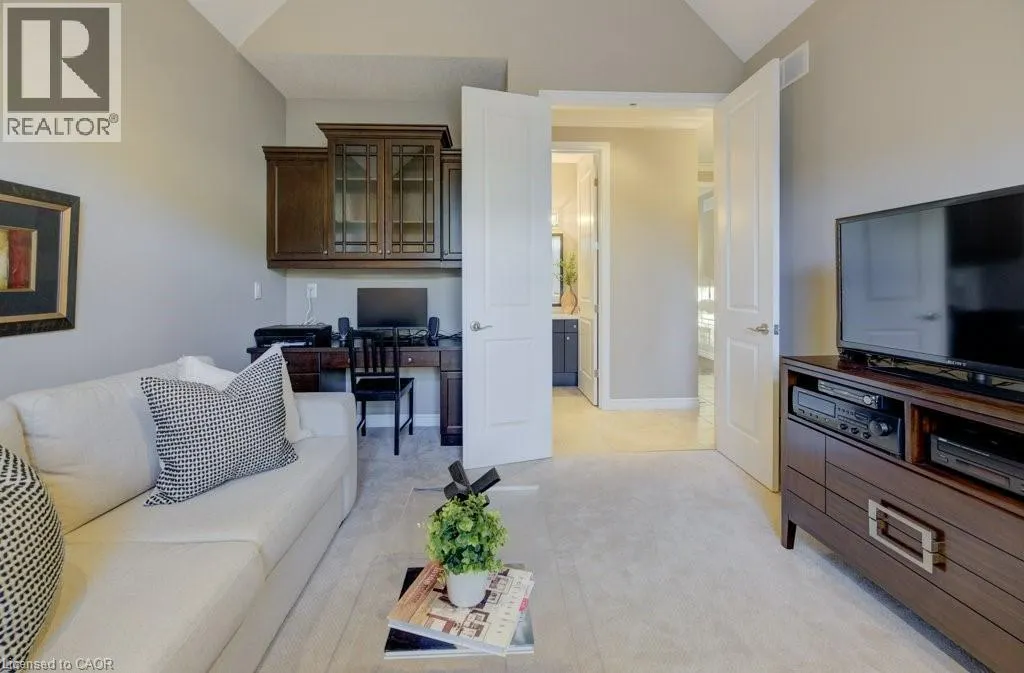 435 WINCHESTER Drive Unit# 20, #20