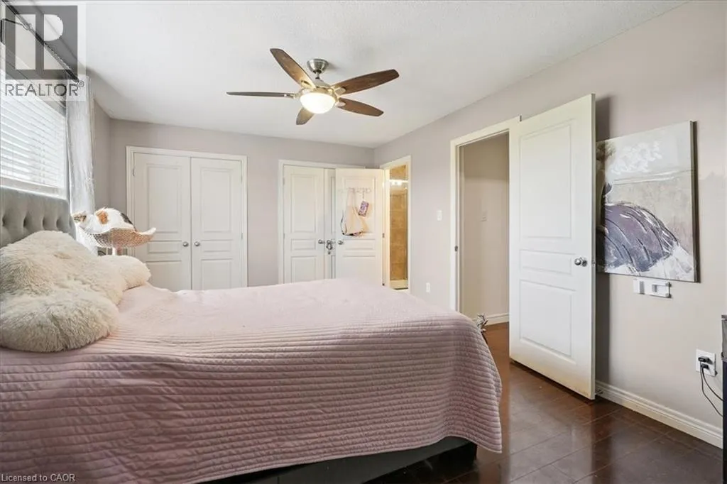 4496 COMFORT Crescent