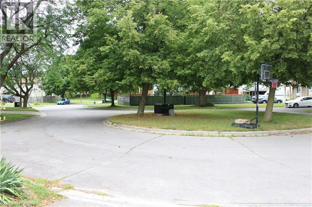 19 CECELIA Court
