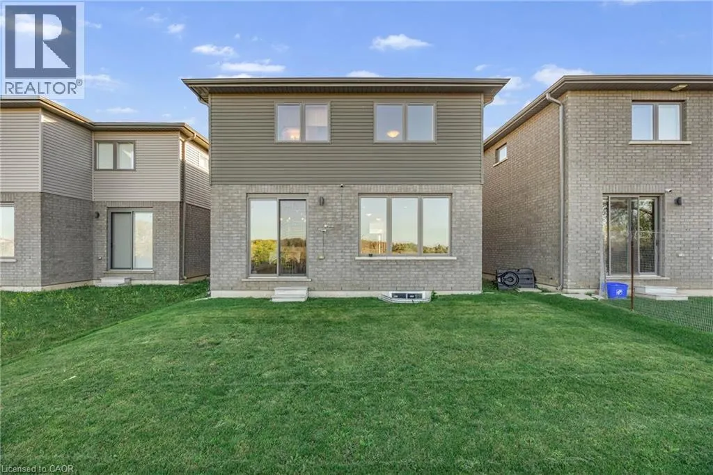 52 BEDROCK Drive