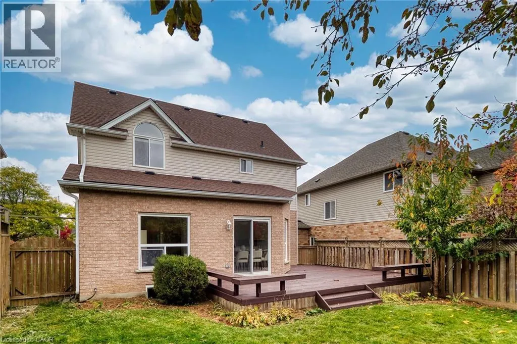 407 WOODROW Drive