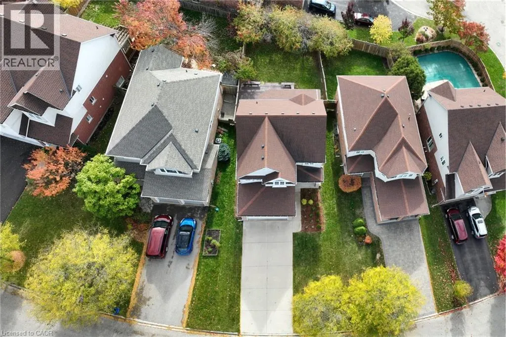 407 WOODROW Drive