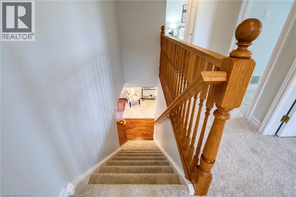 407 WOODROW Drive