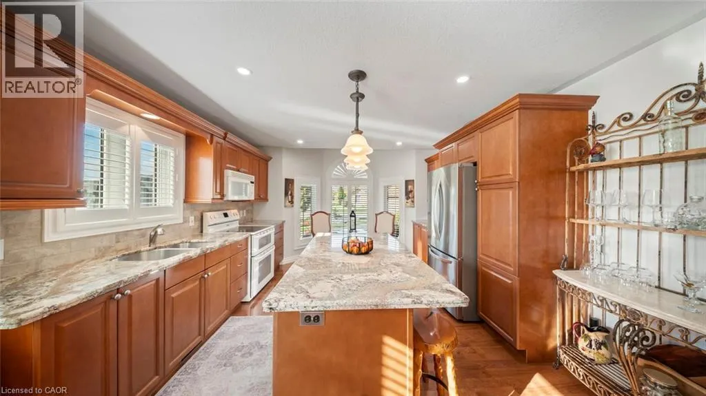 89 MANN Avenue